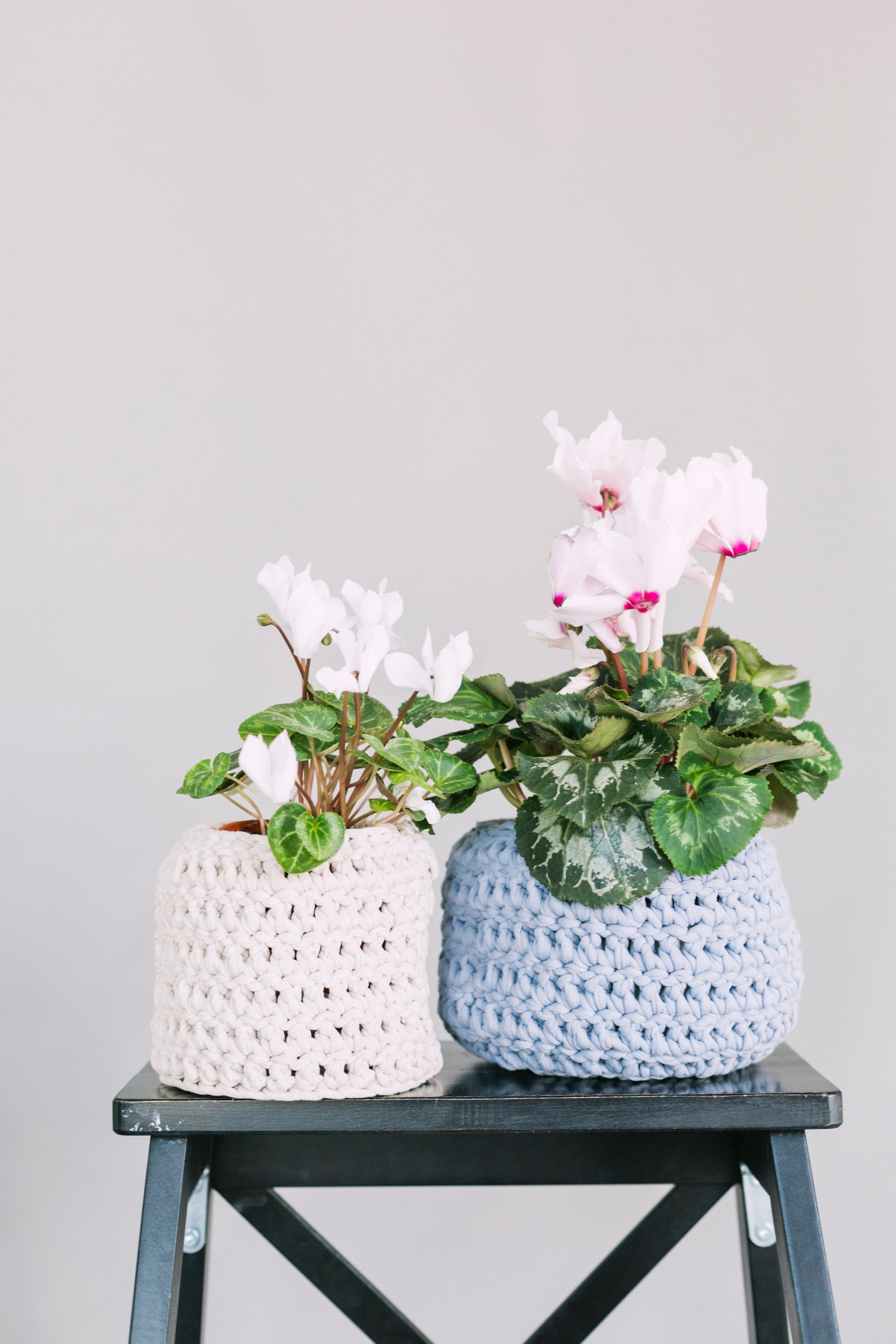 Flower Knit Vase